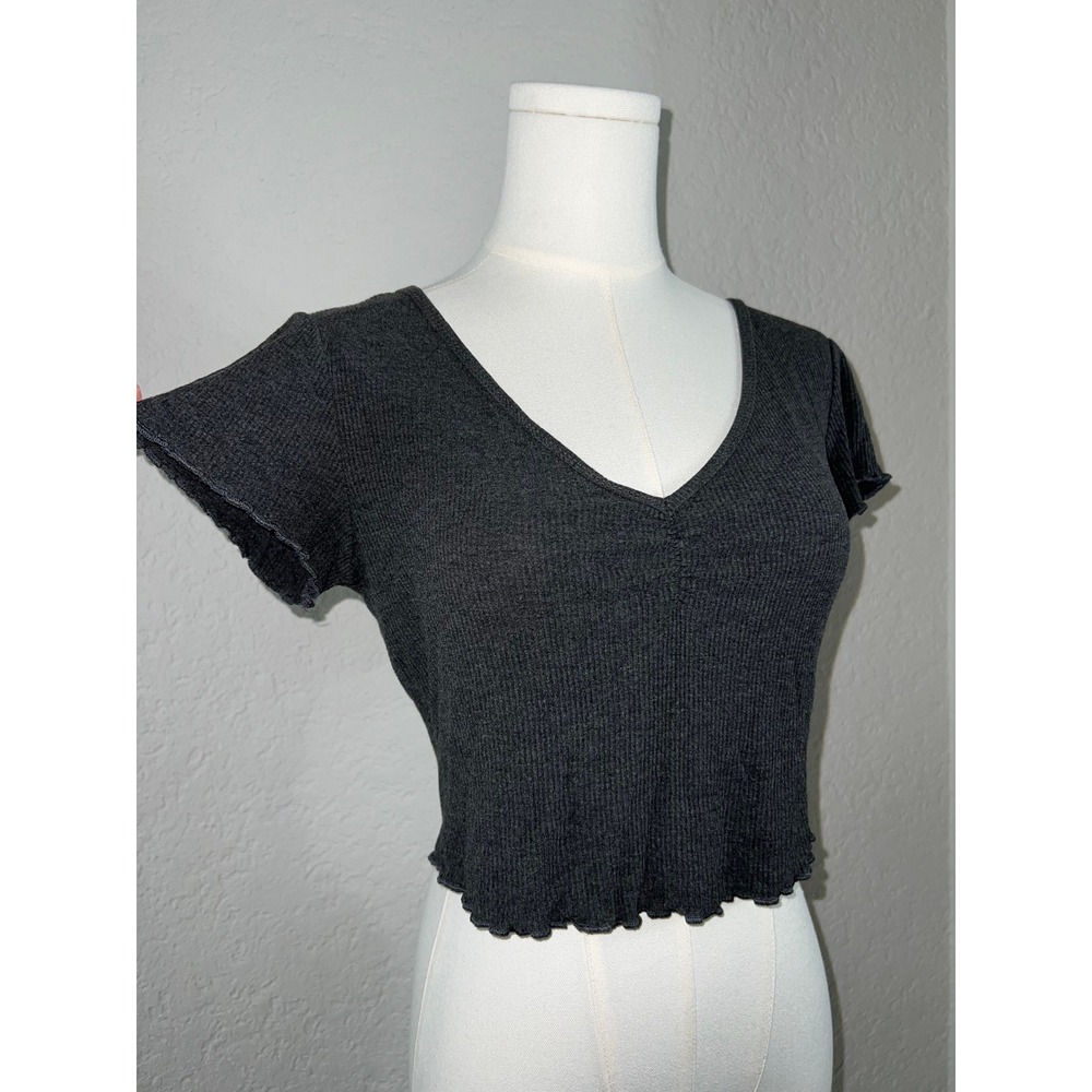 Destined Charcoal Gray Ribbed Crop Top V-Neck Lettuce Edge Ruched Knit Shirt Med